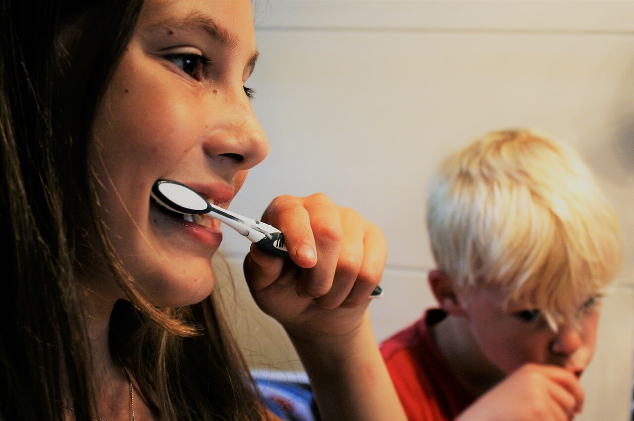 Os benefícios em usar a pasta dental natural – Use Orgânico