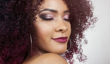 Cabelo crespo: 4 dicas e cuidados ao assumir os cachos naturais