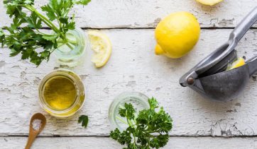 Verão Natural: 10 óleos essenciais que merecem um lugar em sua bolsa de praia